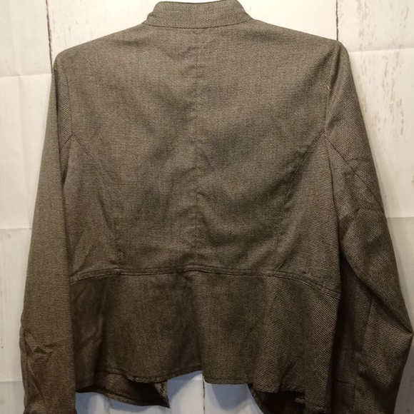 Jacket - Picture 4 of 6